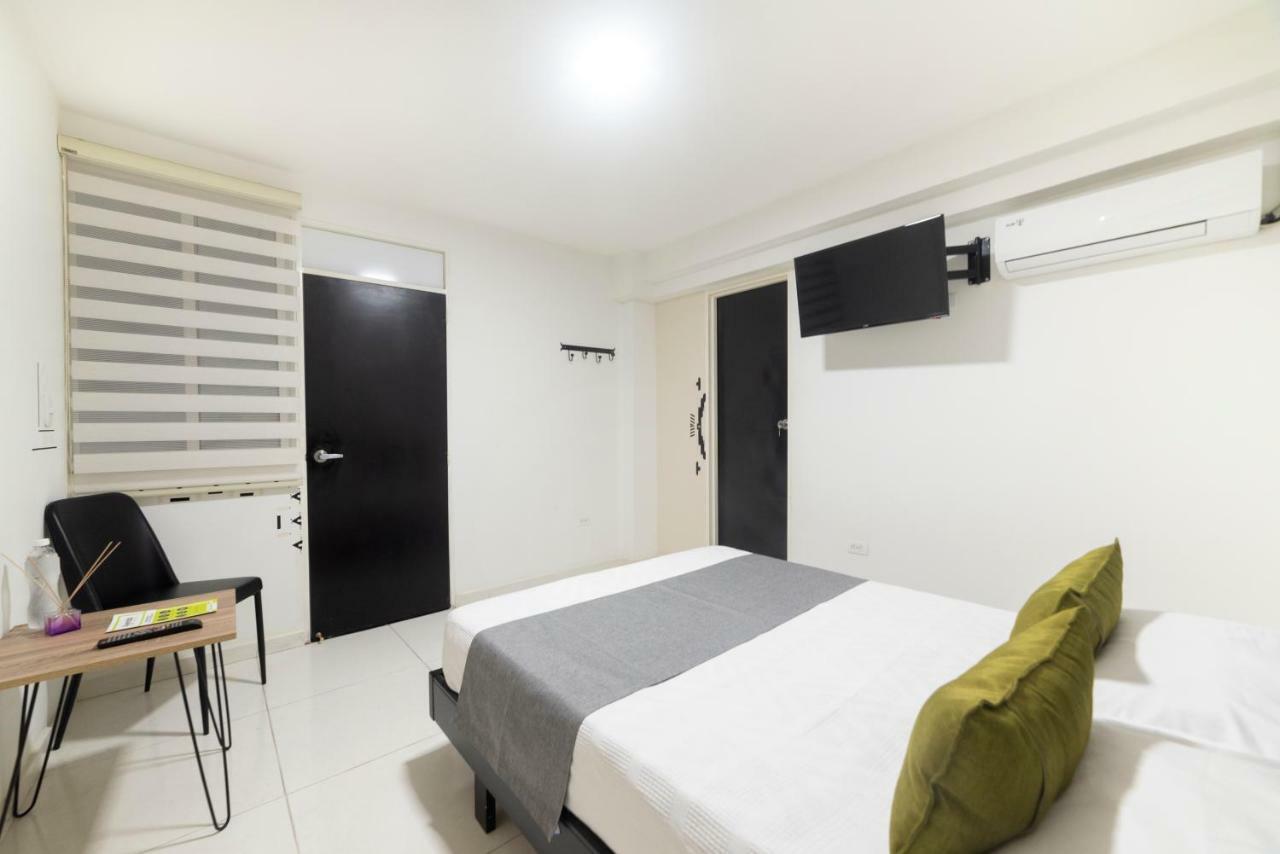 Hotel Green Park 칼리 외부 사진